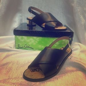 Sam Edelman black sandal with gold heel SZ 7.5